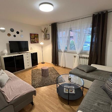 Apartman Lara Zagreb Exterior photo